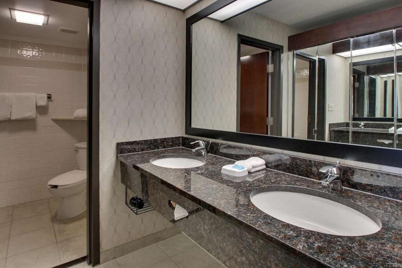 Heritage Inn & Suites The Woodlands, Trademark By Wyndham 外观 照片