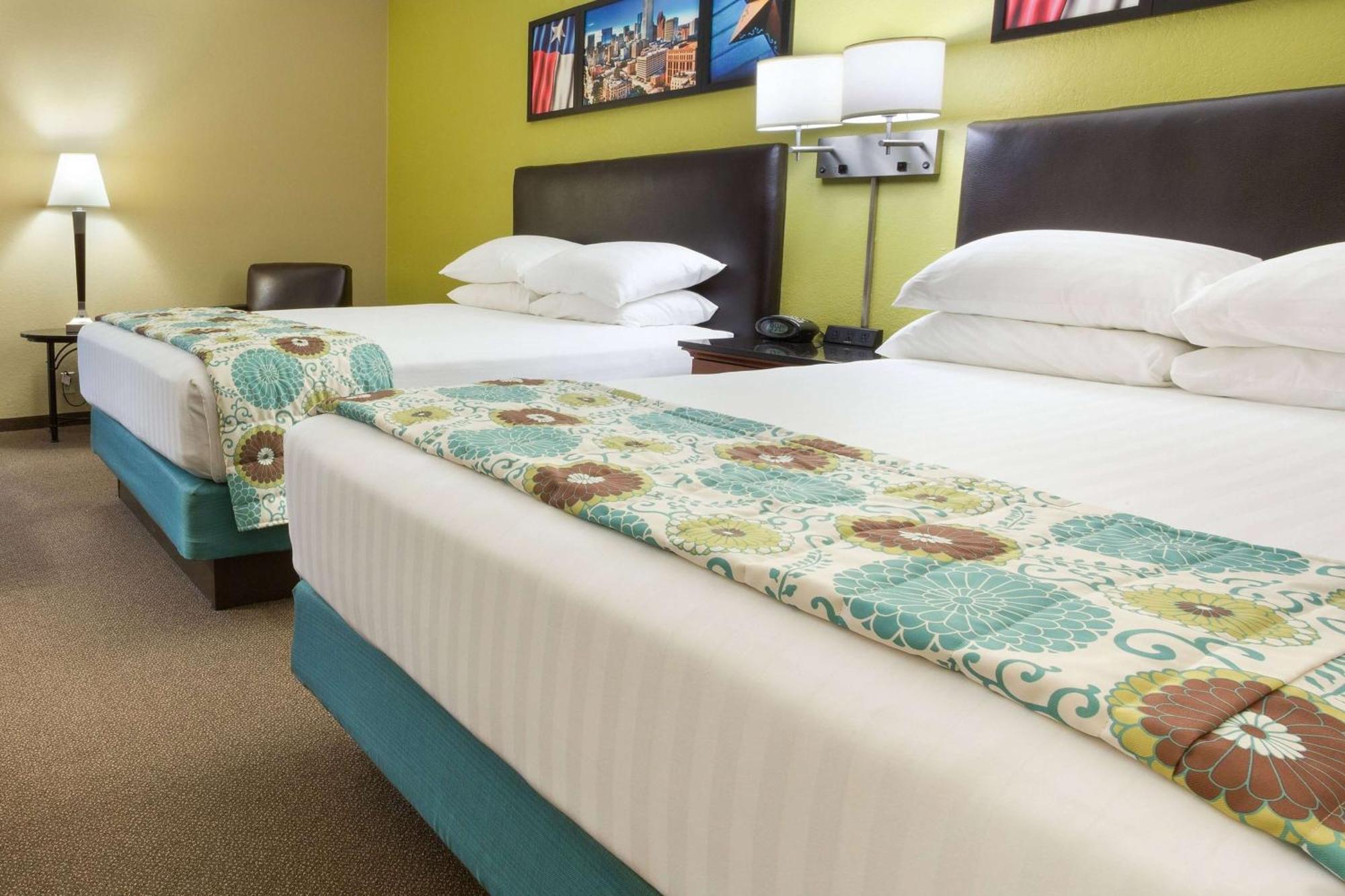 Heritage Inn & Suites The Woodlands, Trademark By Wyndham 外观 照片